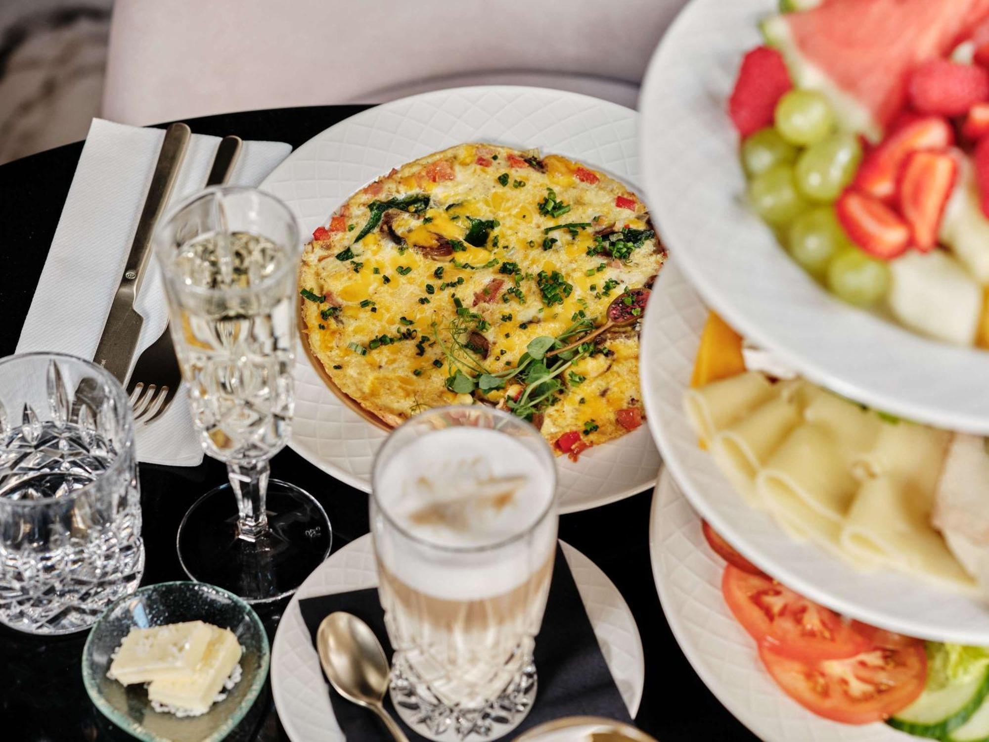 The Crown Krakow Center - Handwritten Collection Accor المظهر الخارجي الصورة